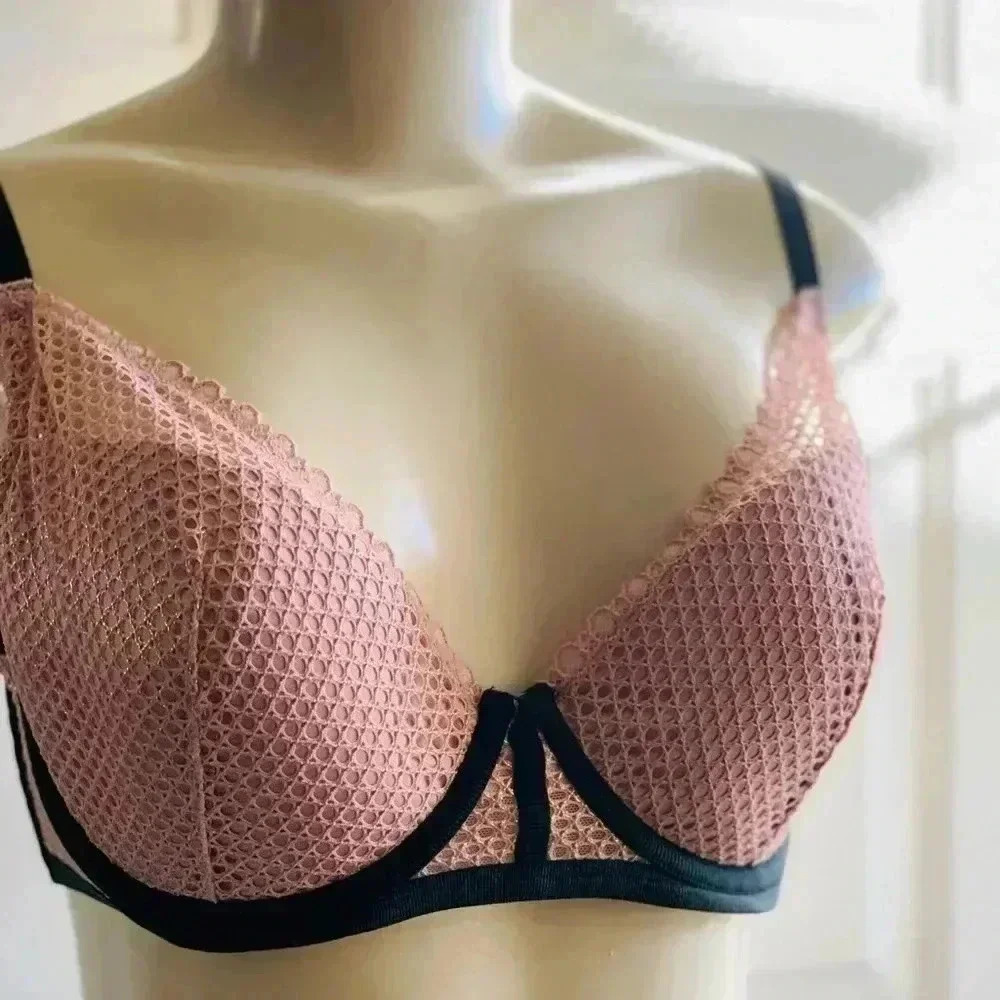 Víctoria secret bra DD34 new ROSE GOLD COLOR - Picture 4 of 9